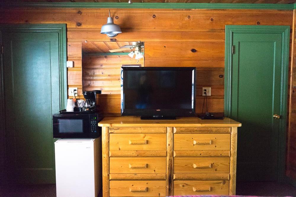 Shaver Lake Village Hotel Luaran gambar