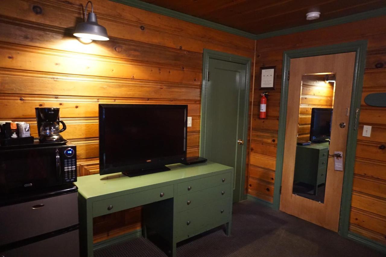 Shaver Lake Village Hotel Luaran gambar