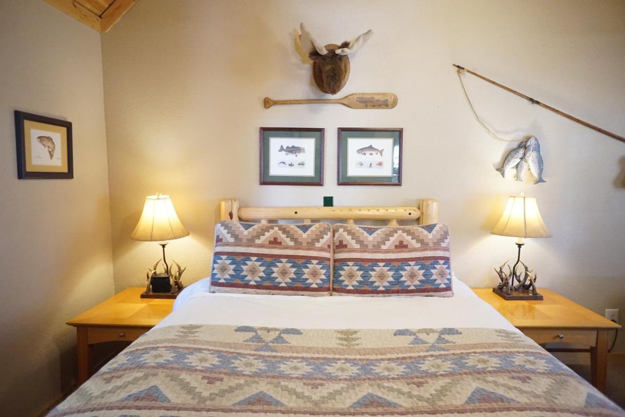 Shaver Lake Village Hotel Luaran gambar