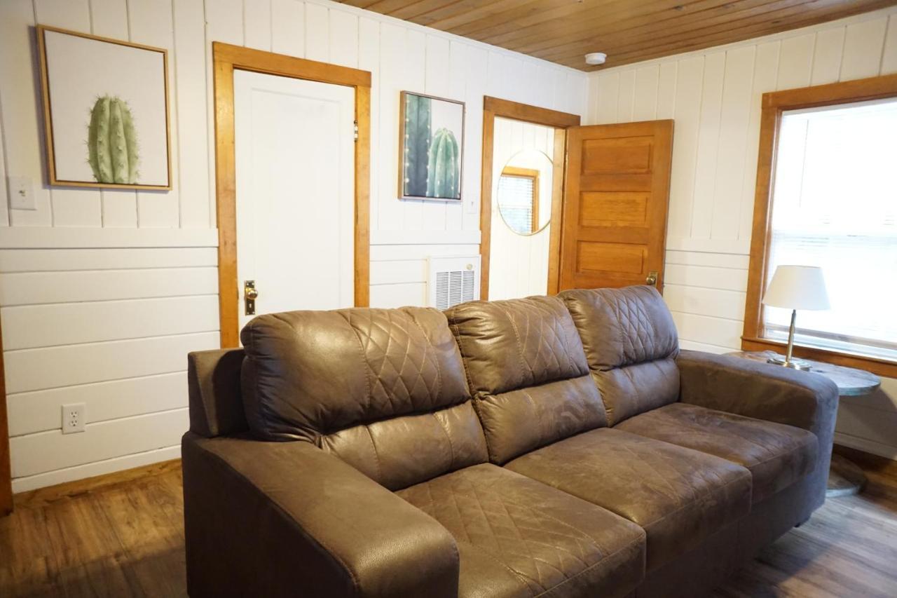Shaver Lake Village Hotel Luaran gambar