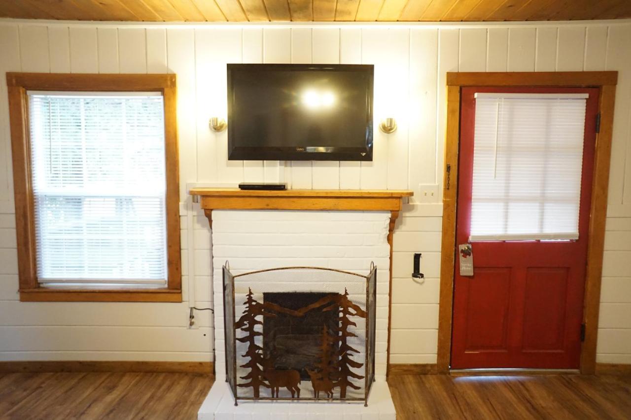 Shaver Lake Village Hotel Luaran gambar