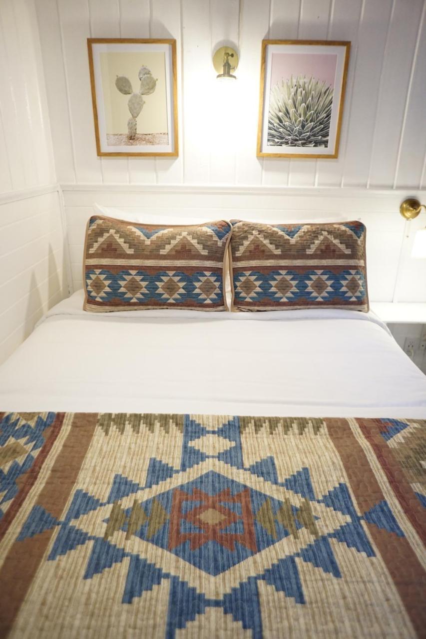 Shaver Lake Village Hotel Luaran gambar