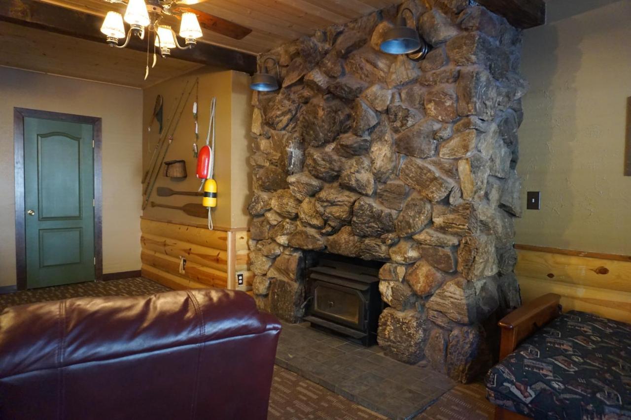 Shaver Lake Village Hotel Luaran gambar