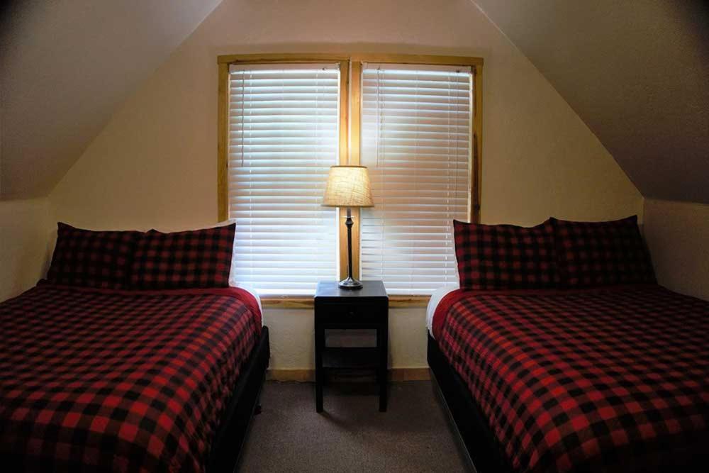 Shaver Lake Village Hotel Luaran gambar